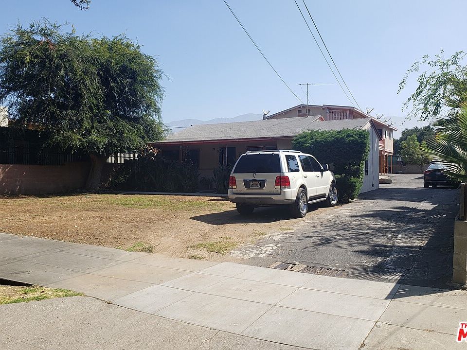 2nd image of 544 Cypress Ave