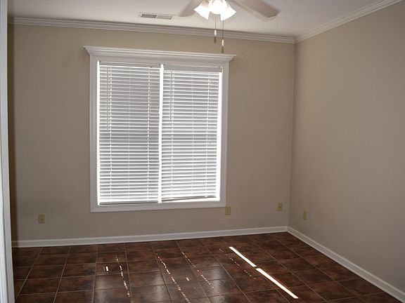 3rd image of 3590 Spottswood Ave
