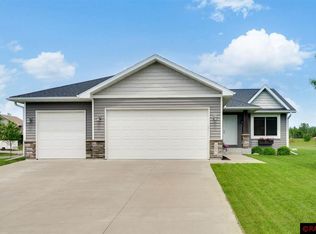 101 Birch St, Le Sueur, MN 56058