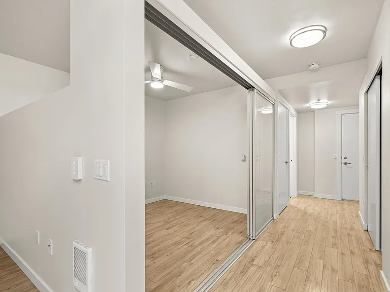 Contour Apartments — Photo 97