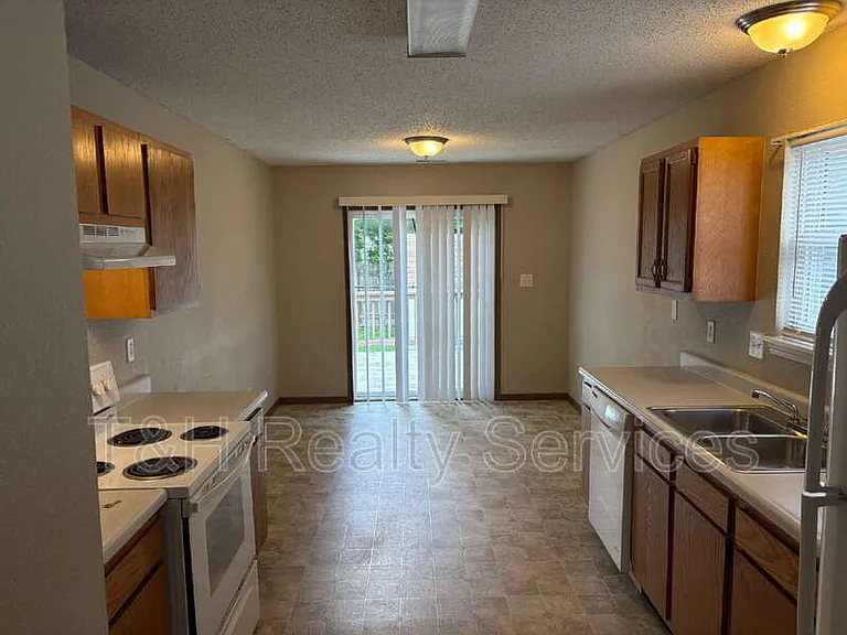 11316 Narrowleaf Dr — Photo 5