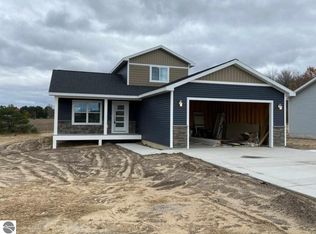 2075 Staghorn Ave, Grawn, MI 49637