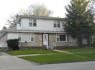 735 W William St, Decatur, IL 62522