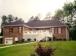 67 Sunshine Dr, Jacksons Gap, AL 36861