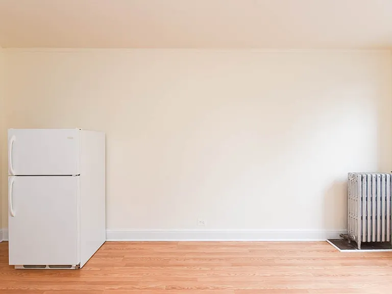 3335 W Diversey Ave #412 — Photo 12