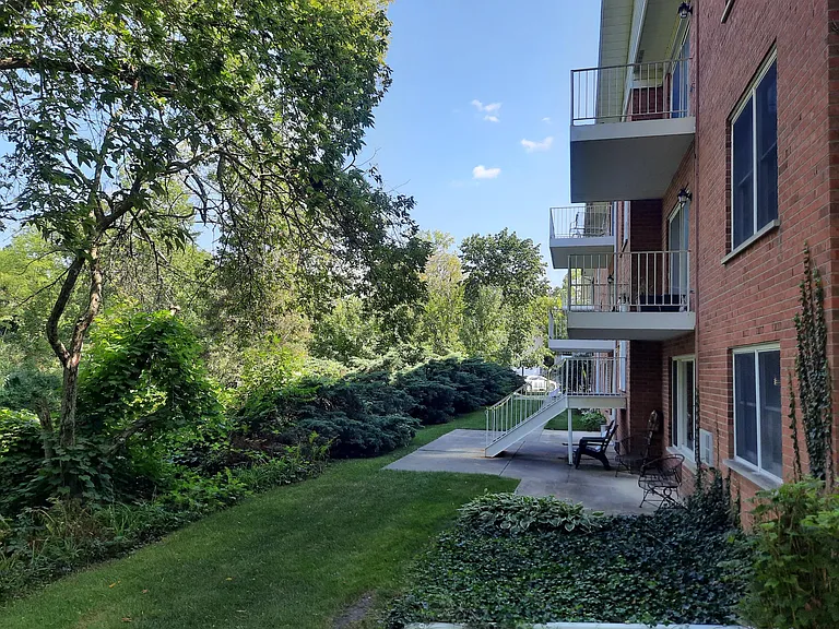 1450 Wing St #6B — Photo 39