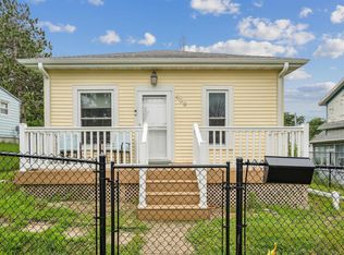 403 3rd St, Traer, IA 50675