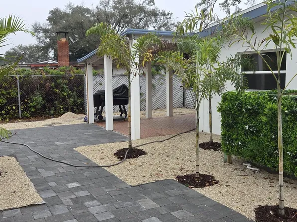 3509 Prudence Dr, Sarasota, FL 34235