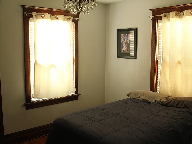 3232 Summit St — Photo 37