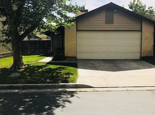 4930 Vail Ln, San Bernardino, CA 92407