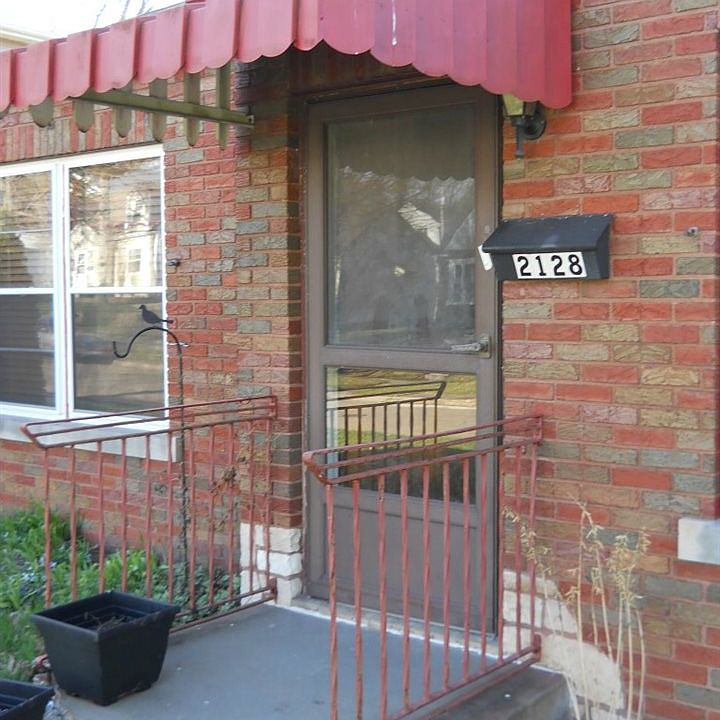 2nd image of 2128 Lillie Ave
