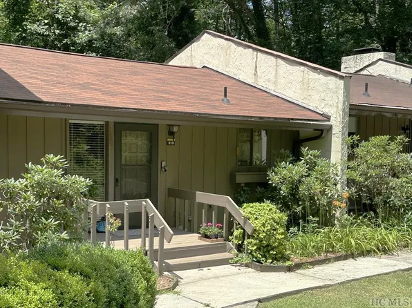 50 Dogwood Knob Lane #D, Sapphire, NC 28774
