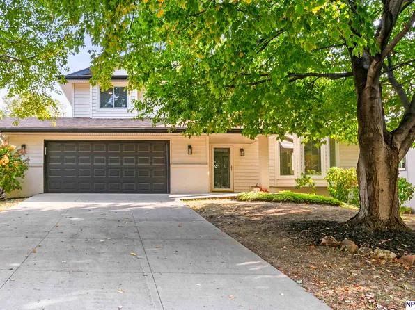 1315 S 169th Ave, Omaha, NE 68130