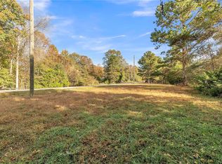 2045 Fountain Inn Rd, Woodruff, SC 29388