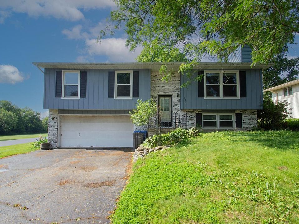 1st image of 925 Liberty LANE