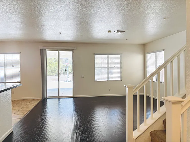 16284 Ladybird Way — Photo 4