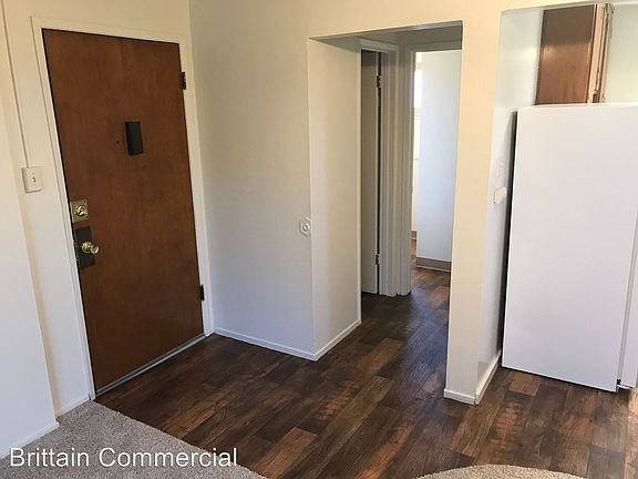5th image of 2618 27th St APT 08