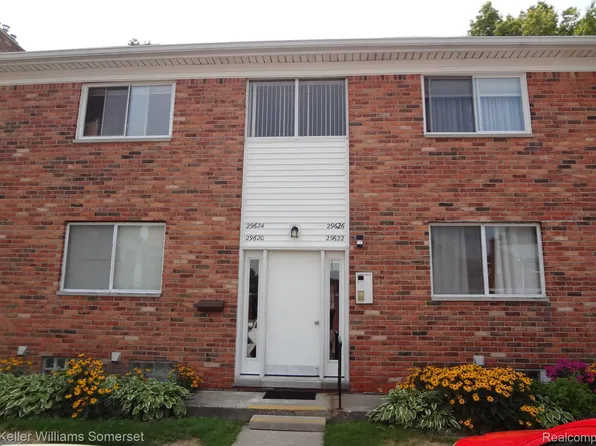 29626 Hoover Rd #626, Warren, MI 48093
