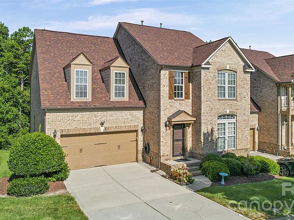 2nd image of 2246 Donnington Ln