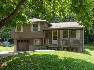 4132 NE Kelsey Rd, Kansas City, MO 64116