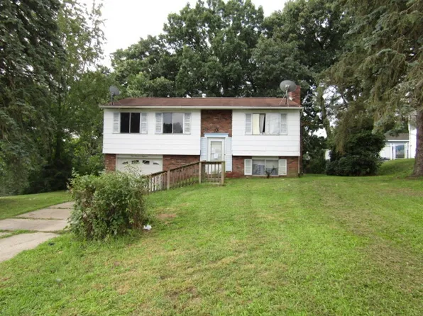 118 Warrencliff Dr, Monaca, PA 15061