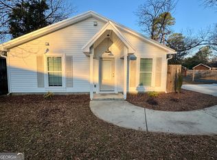 1112 3rd St #B, Perry, GA 31069