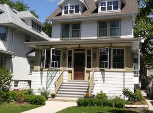 724 Gunderson Ave, Oak Park, IL 60304