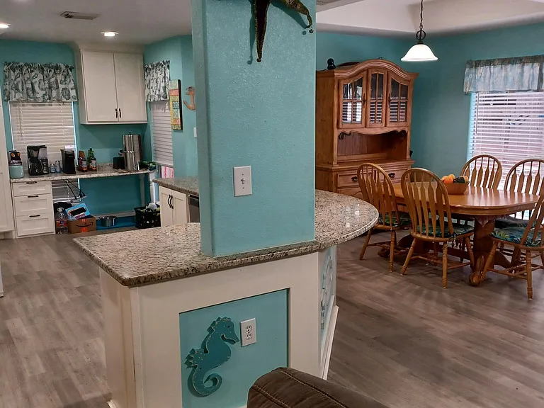 2244 Ivy Dr — Photo 8