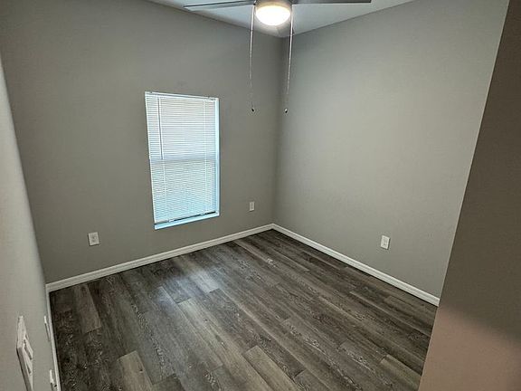5th image of 1153 Oceanic Rd