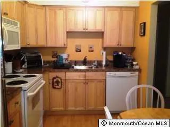 79 Northrup Dr, Brick, NJ 08724