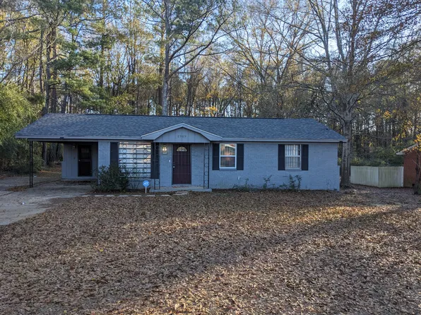 2909 Roberts St, Tuskegee, AL 36083