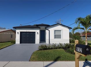 912 W 10th St, West Palm Beach, FL 33404