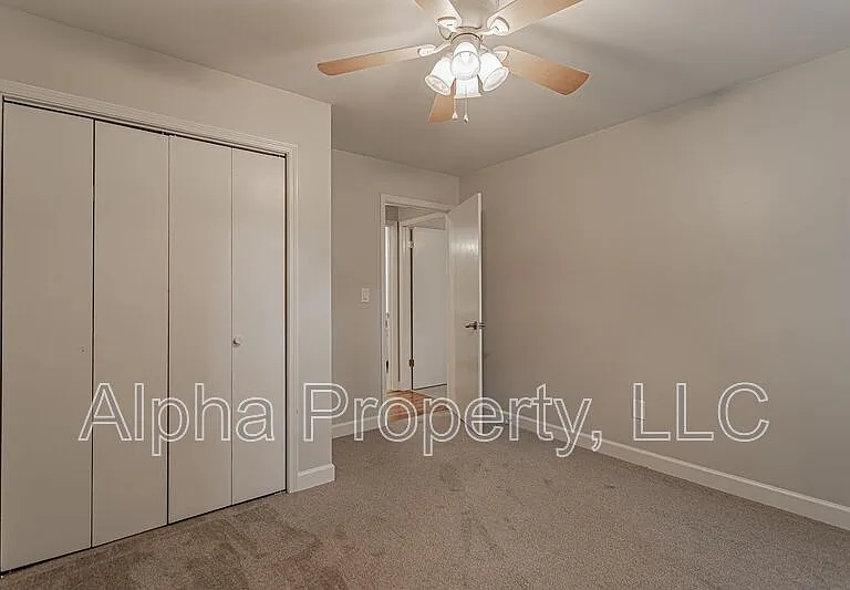 108 Duquesne Dr — Photo 14