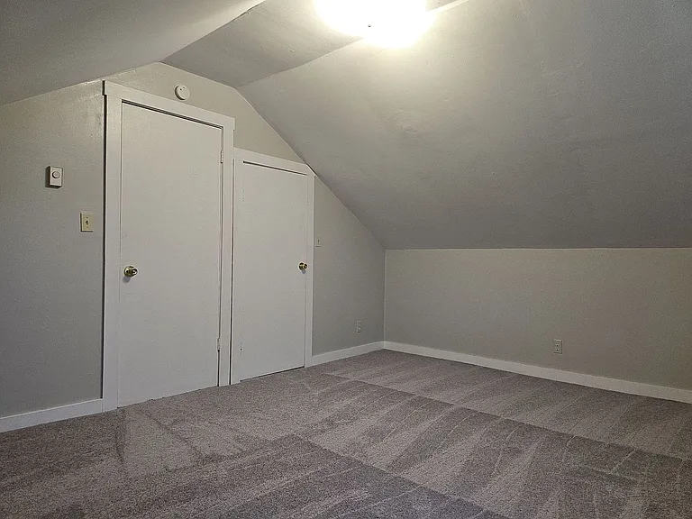 Spacious Apartments in the Heart of the Village — Photo 29