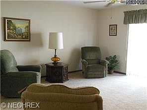 5th image of 732 Tollis Pkwy #B