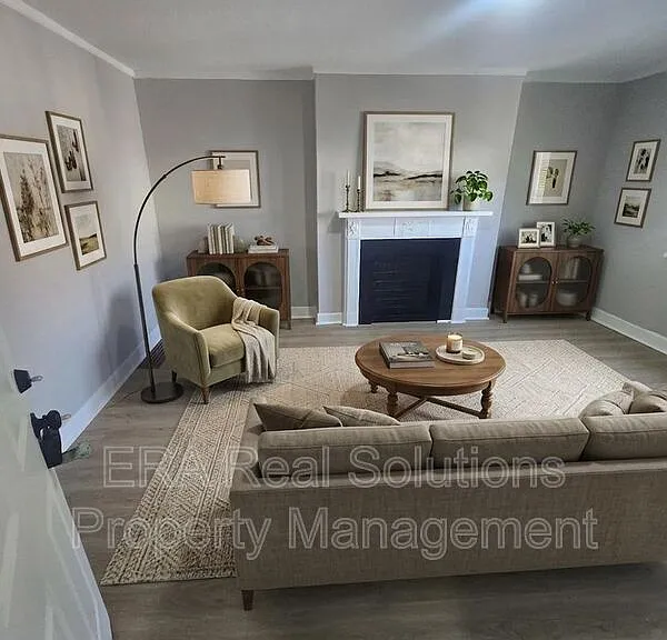 1056 Wilson Ave #D — Photo 1