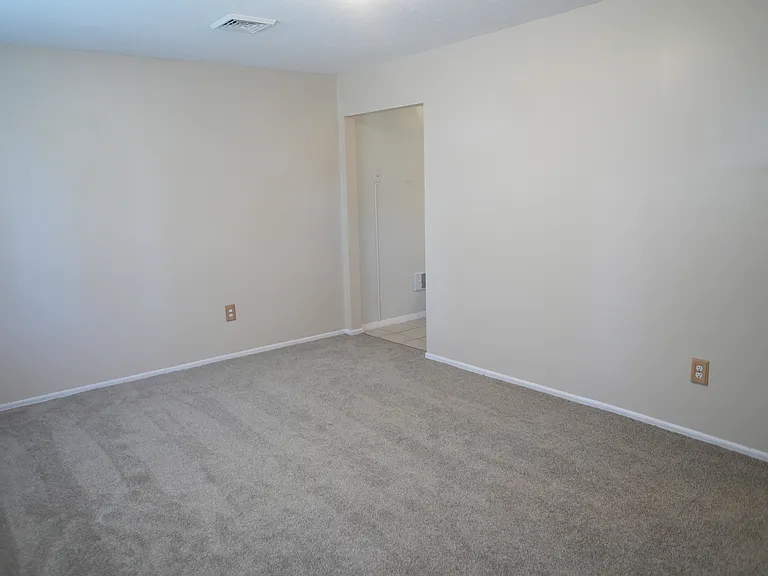 942 Berryman Rd #3 — Photo 4