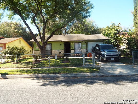 2nd image of 843 Westleaf St