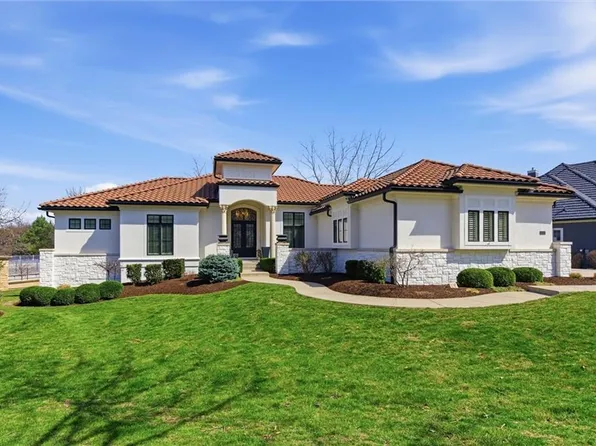 14301 Cedar St, Leawood, KS 66224