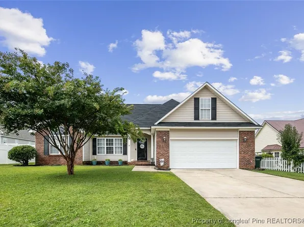 1528 Pinebrook Dr, Fayetteville, NC 28314
