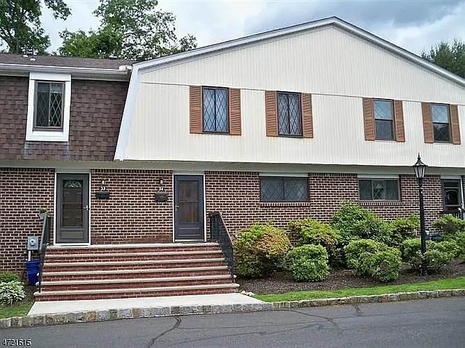 2 bed, 1475 sqft, $2,700 — Photo 1