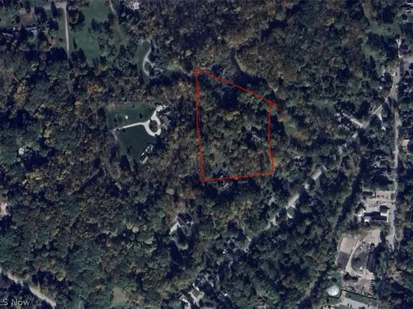 160 Miles Rd, Moreland Hills, OH 44022