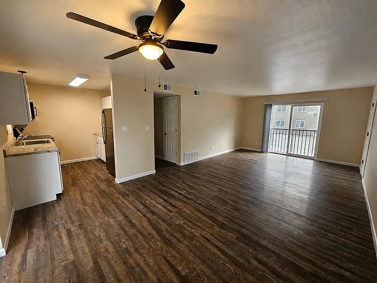 1630 Seminole Ave NW — Photo 17
