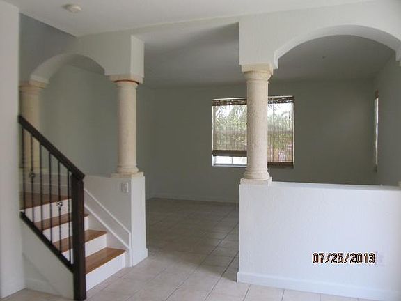 4th image of 3208 N Shoma Drive #299