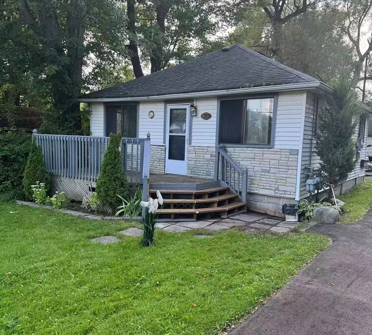 2 bed, $1,980 — Photo 1