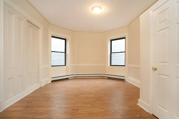 Rented by OGI Management | media 23