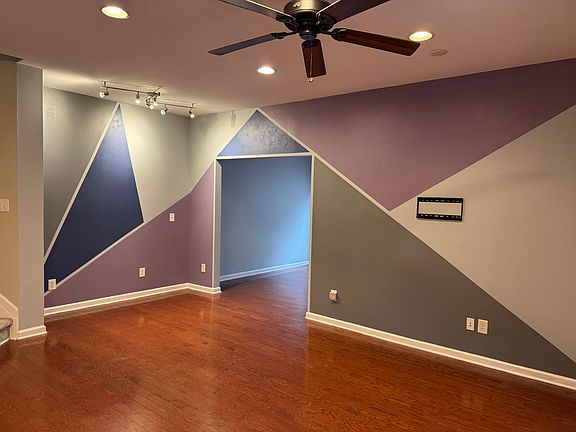 3rd image of 200 Anterbury Dr