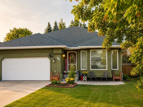 90 Park Dr, Whitecourt, AB T7S 1S4