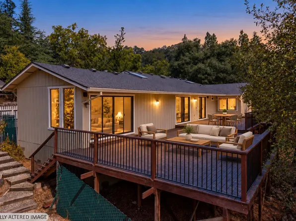 888 Watson Road, Ukiah, CA 95482