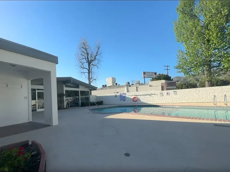 Gym/Pool